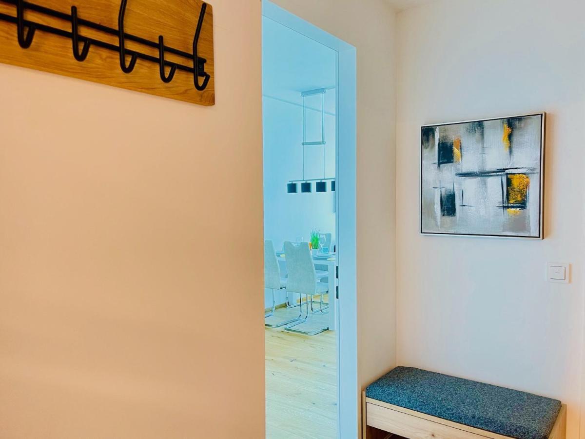 Triiiple Level 31 - Sonnenwohnen Apartment Mit Fantastischem Ausblick Und Parkplatz Vienna Esterno foto