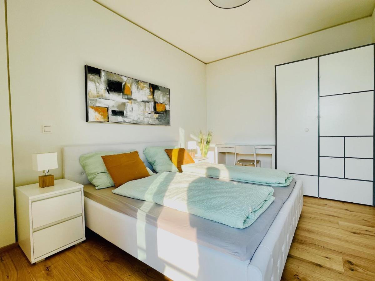 Triiiple Level 31 - Sonnenwohnen Apartment Mit Fantastischem Ausblick Und Parkplatz Vienna Esterno foto