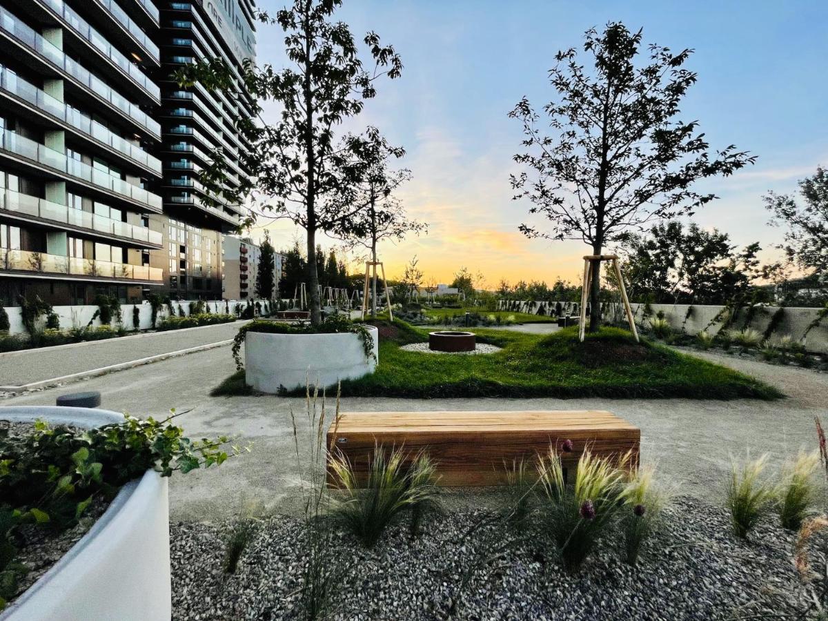 Triiiple Level 31 - Sonnenwohnen Apartment Mit Fantastischem Ausblick Und Parkplatz Vienna Esterno foto