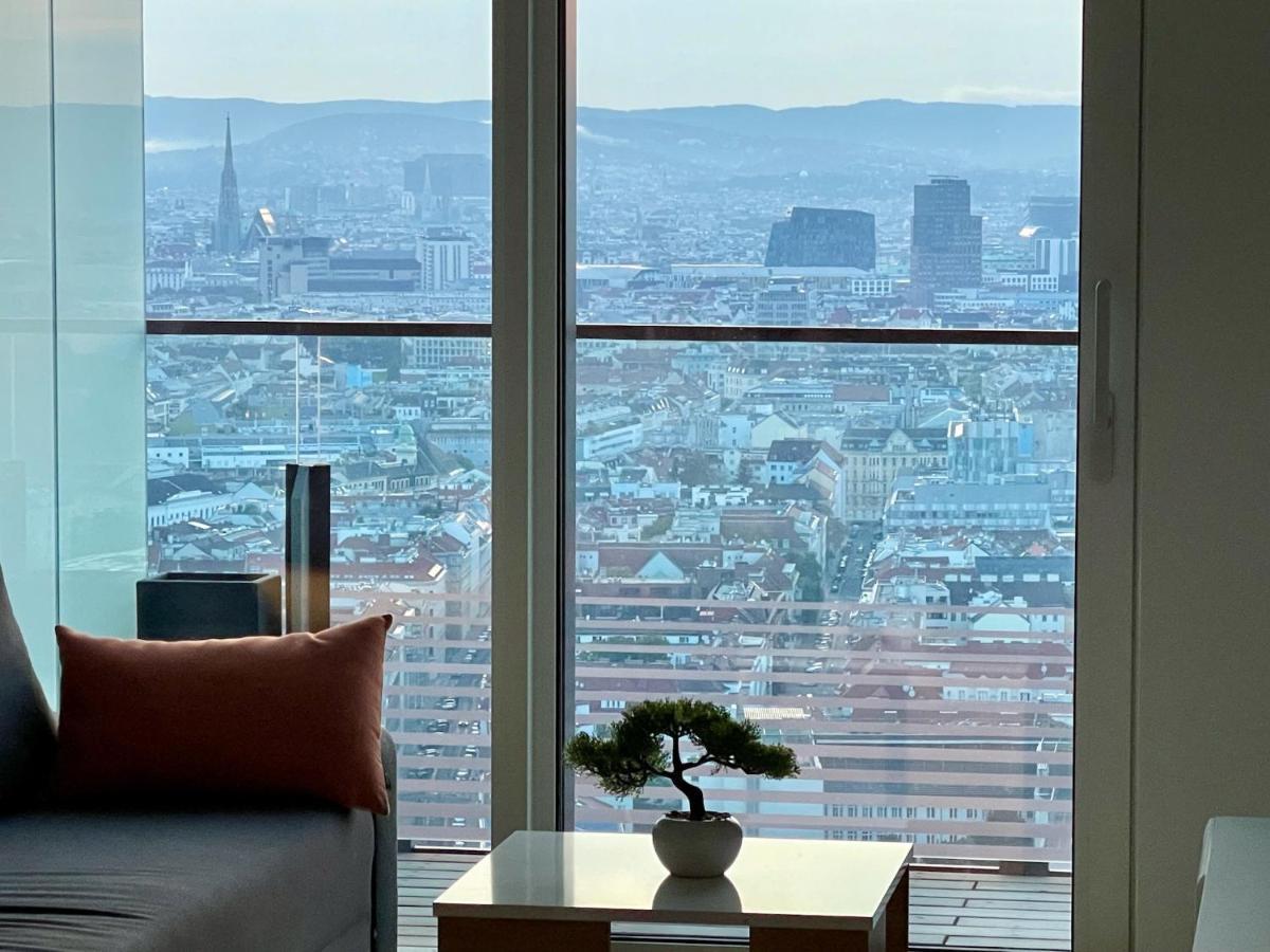 Triiiple Level 31 - Sonnenwohnen Apartment Mit Fantastischem Ausblick Und Parkplatz Vienna Esterno foto