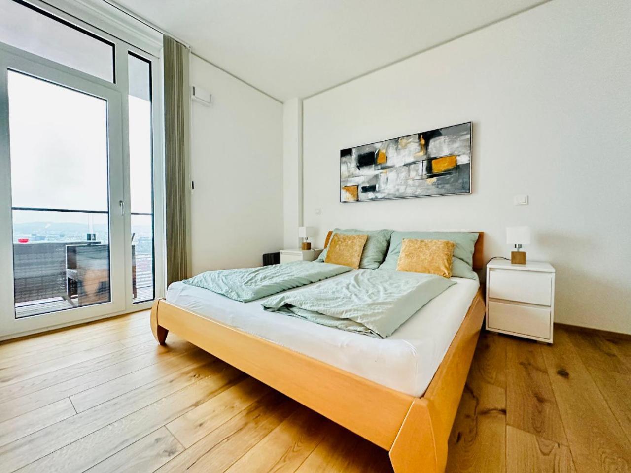 Triiiple Level 31 - Sonnenwohnen Apartment Mit Fantastischem Ausblick Und Parkplatz Vienna Esterno foto
