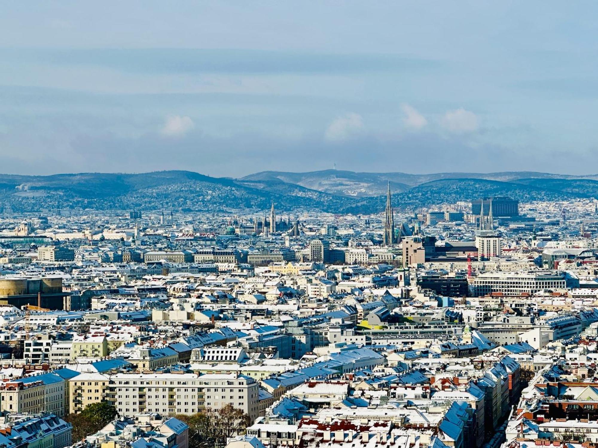 Triiiple Level 31 - Sonnenwohnen Apartment Mit Fantastischem Ausblick Und Parkplatz Vienna Esterno foto
